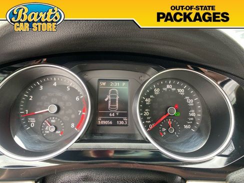 Used 2017 Volkswagen Jetta SEL FWD image 34