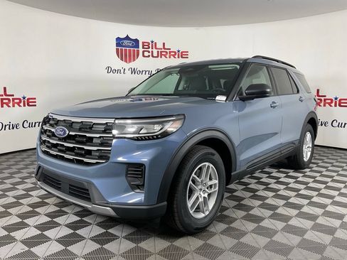 New 2026 Ford Explorer Active RWD image 7