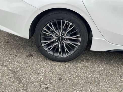 Used 2024 Kia Forte GT-Line w/ GT-Line Premium Package image 31