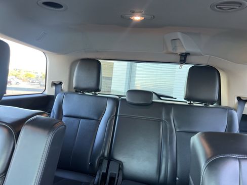 Used 2024 Ford Expedition XLT image 23