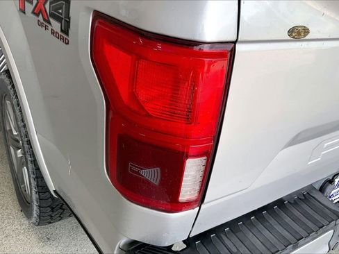 Used 2018 Ford F150 Lariat w/ Equipment Group 502A Luxury AWD/4WD image 13