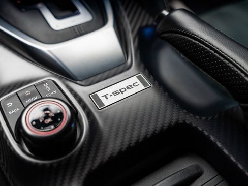 Used 2024 Nissan GT-R w/ Floor Mat Package AWD/4WD image 3