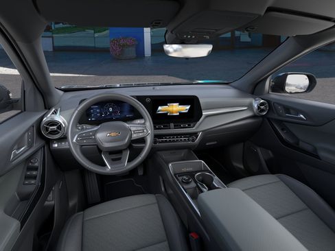New 2026 Chevrolet Equinox LT w/ Convenience Package II AWD/4WD image 42