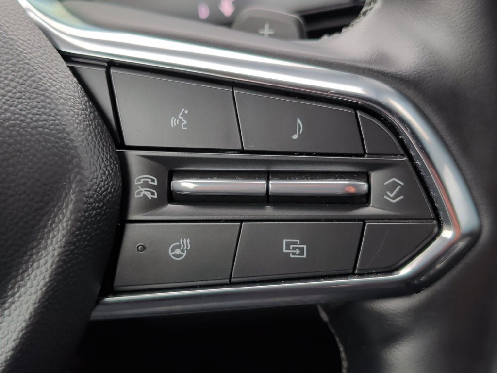 Used 2026 Chevrolet Equinox LT AWD/4WD image 13