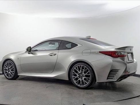 Used 2017 Lexus RC 200t RWD image 6
