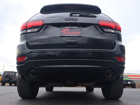 Used 2015 Jeep Grand Cherokee Altitude image 9