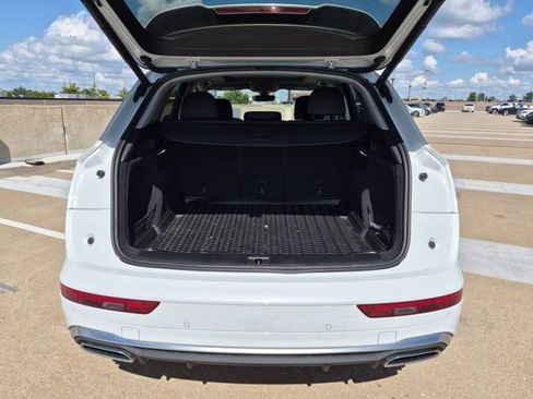 Used 2023 Audi Q5 2.0T Premium w/ Convenience Package AWD/4WD image 21