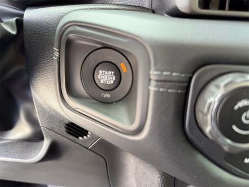 New 2025 Jeep Gladiator Mojave w/ Convenience Group image 21