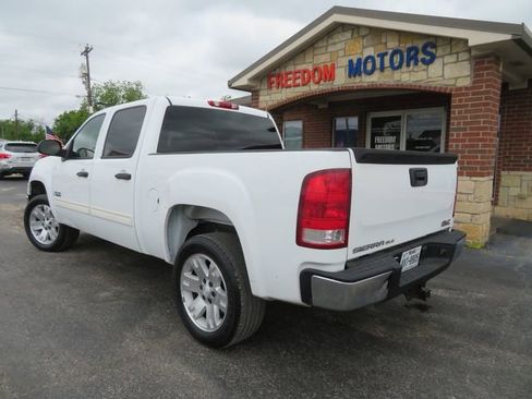 Used 2007 GMC Sierra 1500 SLE w/ Texas Edition RWD image 7