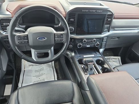 Used 2022 Ford F150 Lariat image 12