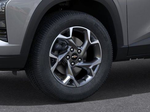New 2026 Chevrolet Trax LT w/ Driver Confidence Package FWD image 12