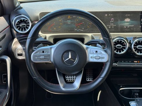Used 2019 Mercedes-Benz A 220 4MATIC w/ AMG Line image 7