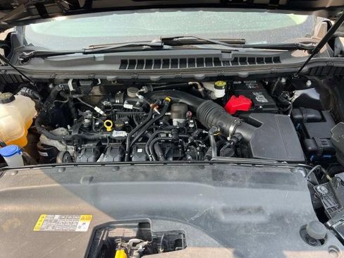 Used 2022 Ford Edge SEL image 9