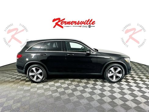 Used 2021 Mercedes-Benz GLC 300 GLC 300 w/ Premium Package image 8