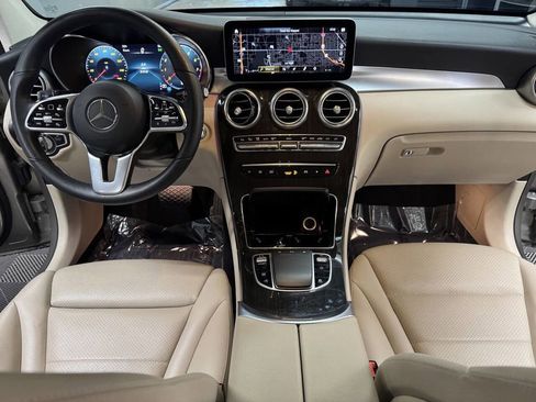 Used 2020 Mercedes-Benz GLC 300 image 41