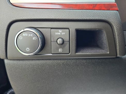 Used 2010 Cadillac Escalade EXT Luxury AWD/4WD image 40