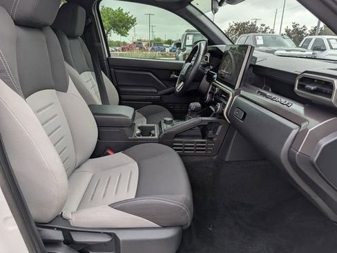 Used 2025 Toyota Tacoma TRD Sport RWD image 32