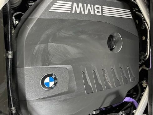 Certified 2023 BMW X7 xDrive40i w/ M Sport Package image 26