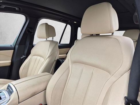 Used 2022 BMW X5 M50i w/ Premium Package AWD/4WD image 13