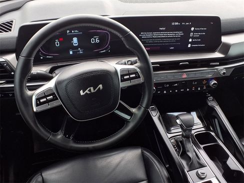 Used 2024 Kia Telluride S w/ S Sunroof Package image 13