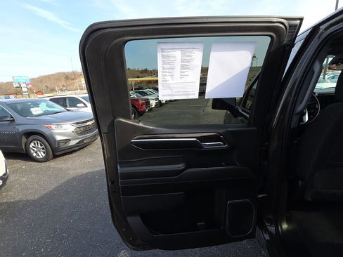 Used 2023 GMC Sierra 1500 Elevation image 27