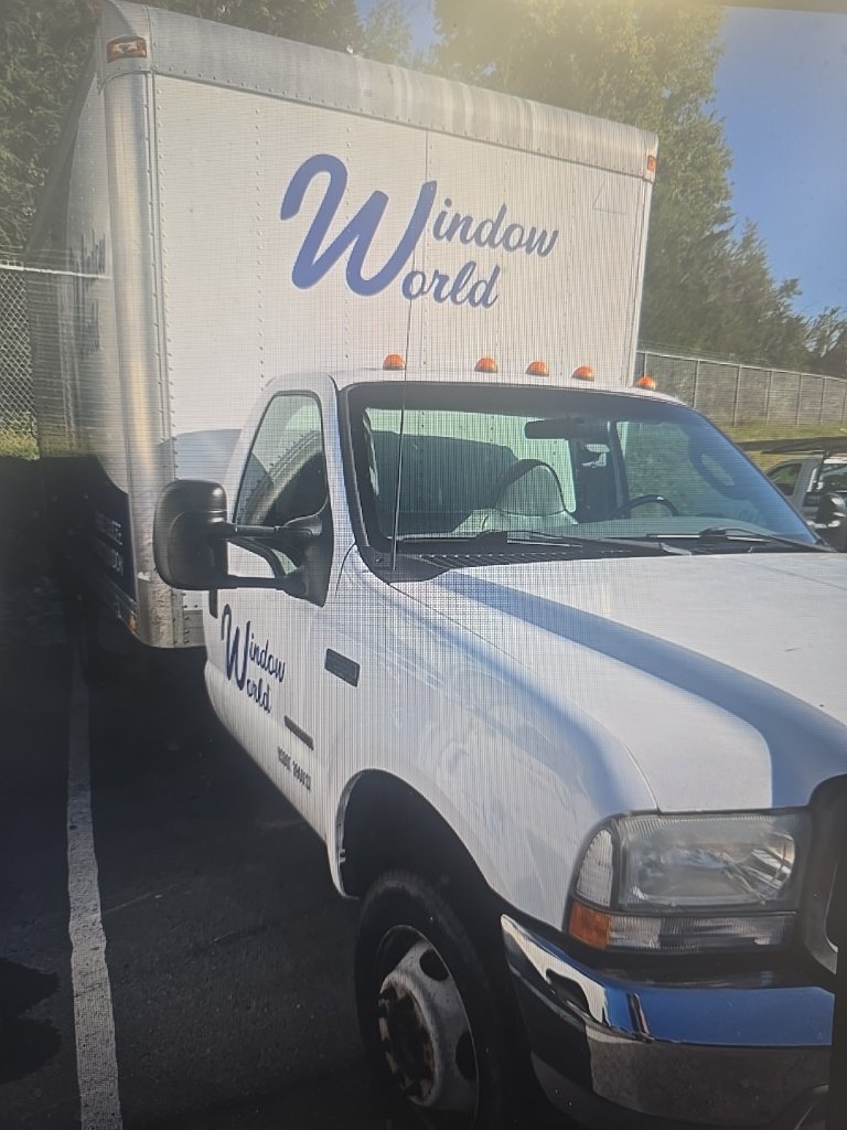 Used 2003 Ford F550 2WD Regular Cab Super Duty image 3