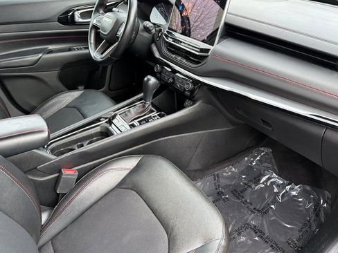 Used 2022 Jeep Compass Trailhawk w/ Trailhawk Convenience Group image 16