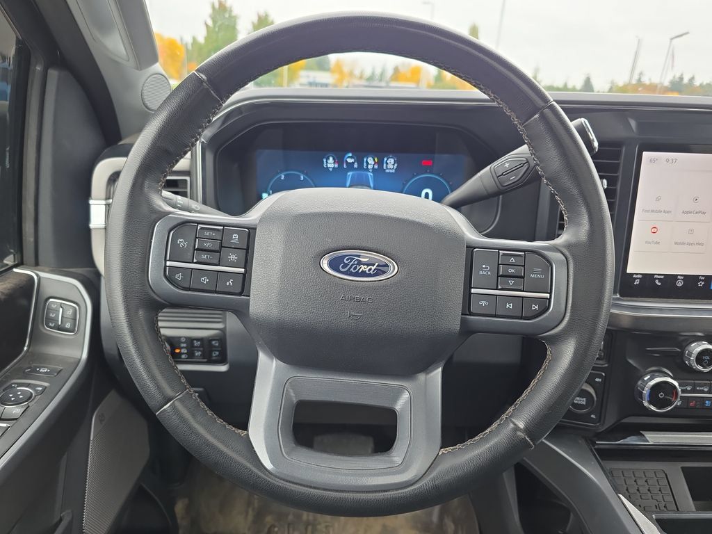 Used 2025 Ford F350 Lariat w/ Lariat Ultimate Package AWD/4WD image 21