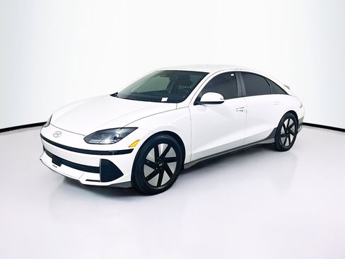 Used 2024 Hyundai Ioniq 6 SE image 3