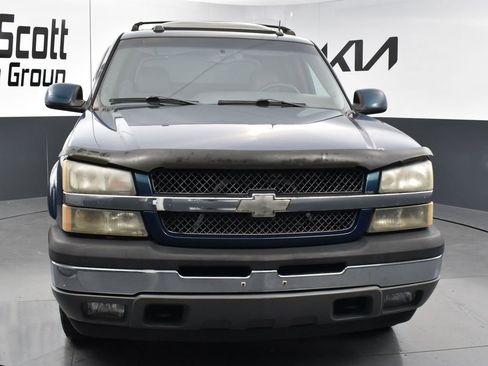 Used 2005 Chevrolet Avalanche Z71 w/ Sun And Sound Package image 8