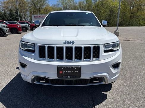Used 2016 Jeep Grand Cherokee Overland w/ Advanced Technology Group AWD/4WD image 4