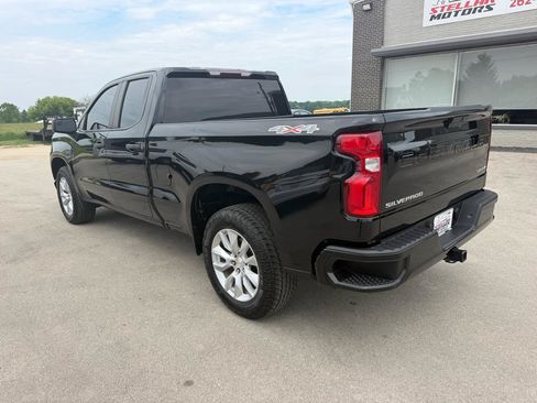 Used 2021 Chevrolet Silverado 1500 Custom AWD/4WD image 5
