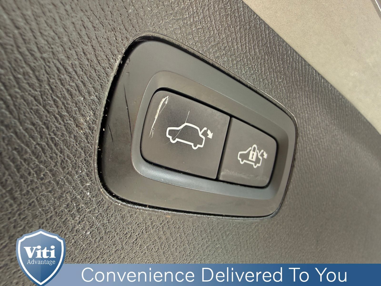 Certified 2023 Volvo XC90 B6 Plus w/ Protection Package Premier AWD/4WD image 25