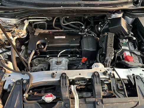 Used 2016 Honda CR-V SE image 10