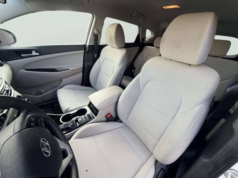Used 2019 Hyundai Tucson SE w/ Cargo Package AWD/4WD image 18