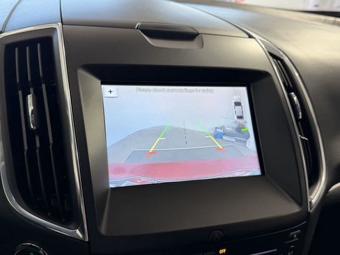 Used 2018 Ford Edge Titanium w/ Technology Package FWD image 17