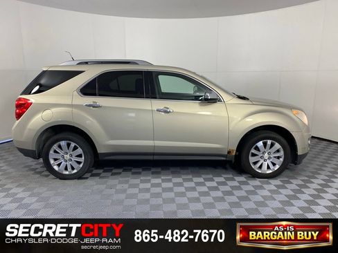 Used 2010 Chevrolet Equinox LT w/ Chrome Appearance Package AWD/4WD image 8