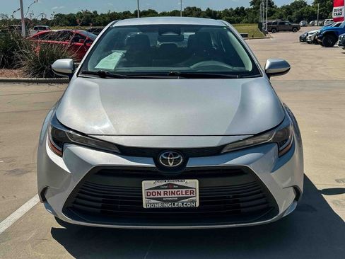 Used 2024 Toyota Corolla LE FWD image 8