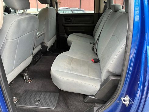 Used 2017 RAM 1500 Express image 19