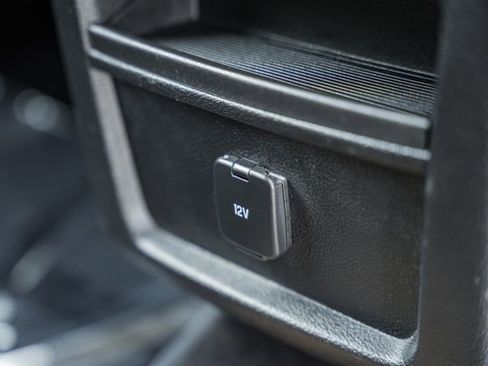 Used 2017 Ford Edge Sport image 32