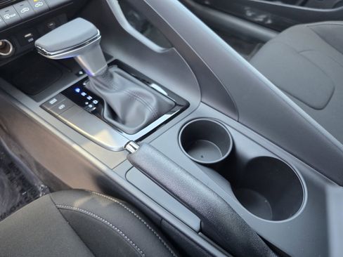 New 2025 Hyundai Elantra Sport image 23