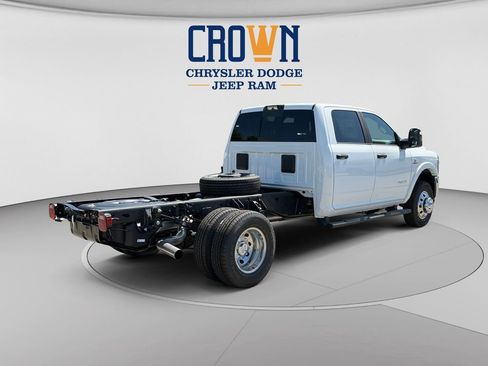 New 2026 RAM 3500 Tradesman AWD/4WD image 3
