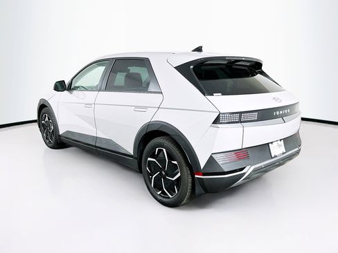 Used 2024 Hyundai Ioniq 5 SEL image 5