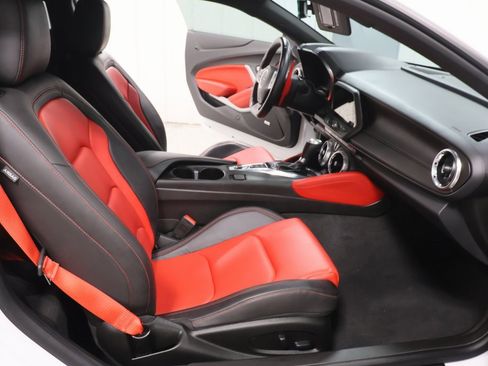 Used 2023 Chevrolet Camaro LT image 25