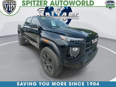 Used 2025 GMC Canyon Elevation w/ Convenience Package