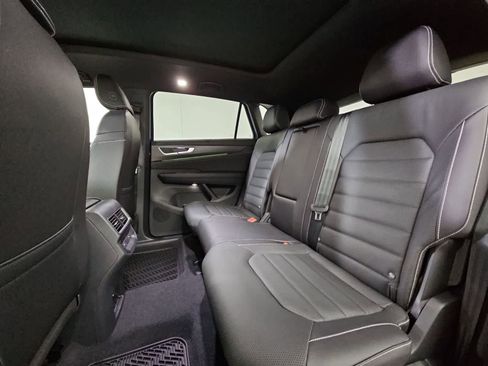 New 2026 Volkswagen Atlas Cross Sport SEL R-Line image 20