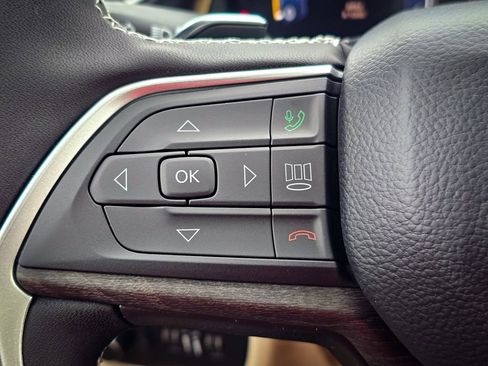 New 2025 Jeep Grand Cherokee Limited image 20