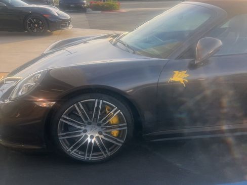 Used 2014 Porsche 911 Turbo S image 15
