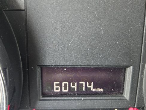 Used 2018 Dodge Grand Caravan SXT image 23