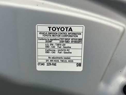Used 2021 Toyota Corolla LE w/ Carpet Mat Package (TMS) FWD image 19